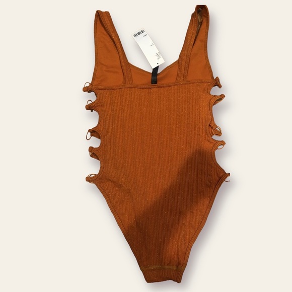 Urban Outfitters Shimmery Orange Cut Out Ring Sided Swimsuit Bodysuit Size L NWT - Picture 2 of 3